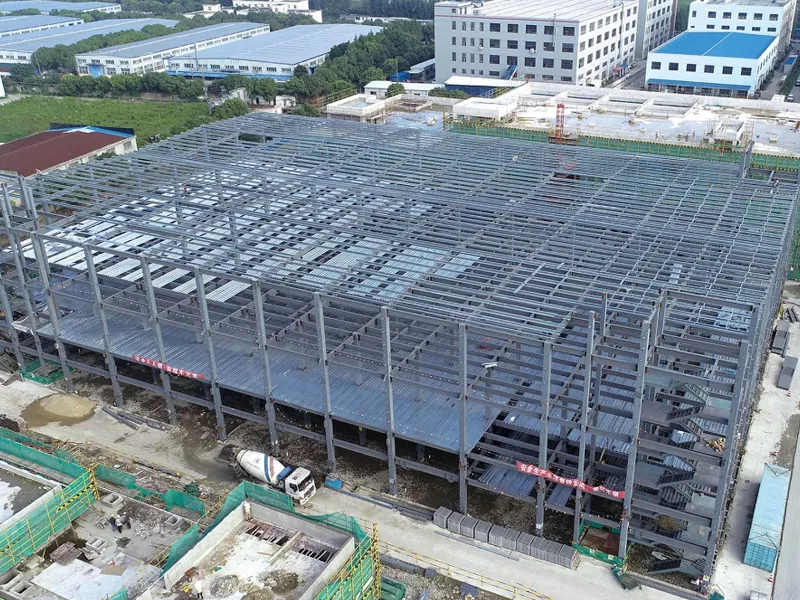 Ib puag ncig tus phooj ywg Prefabricated Steel qauv chaw tsim khoom