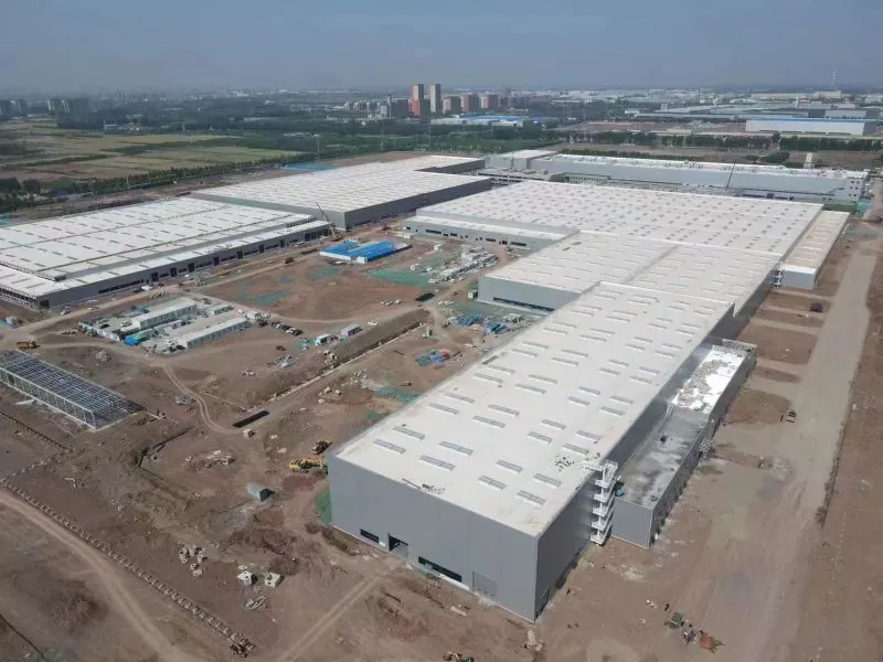 Prefabricated steel warehouse